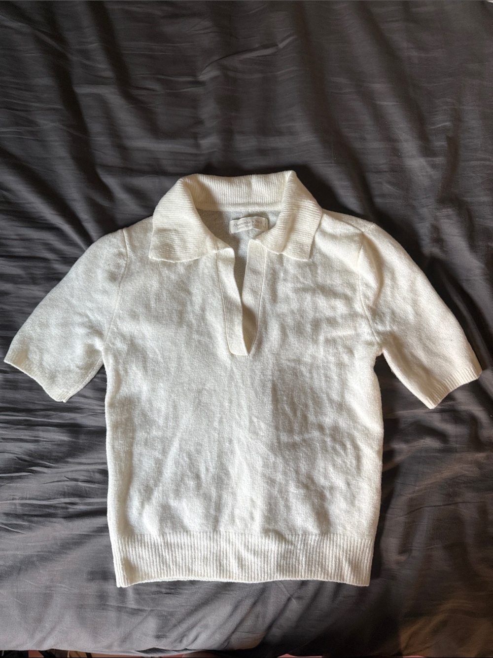 Abercrombie & Fitch White Merino wool blend Short-Sleeve Polo Knit Top